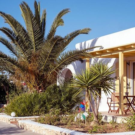 Paktia Villas Páros Eksteriør billede