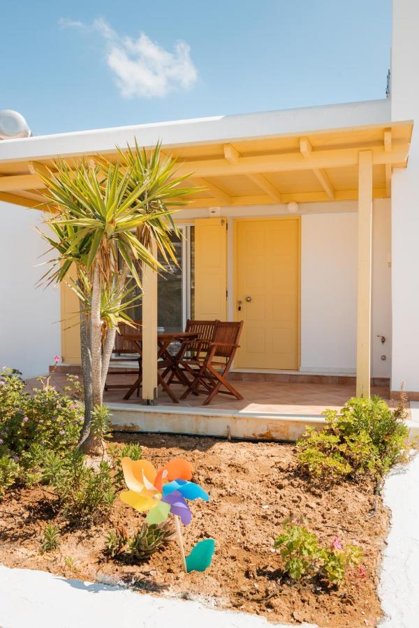 Paktia Villas Páros Eksteriør billede